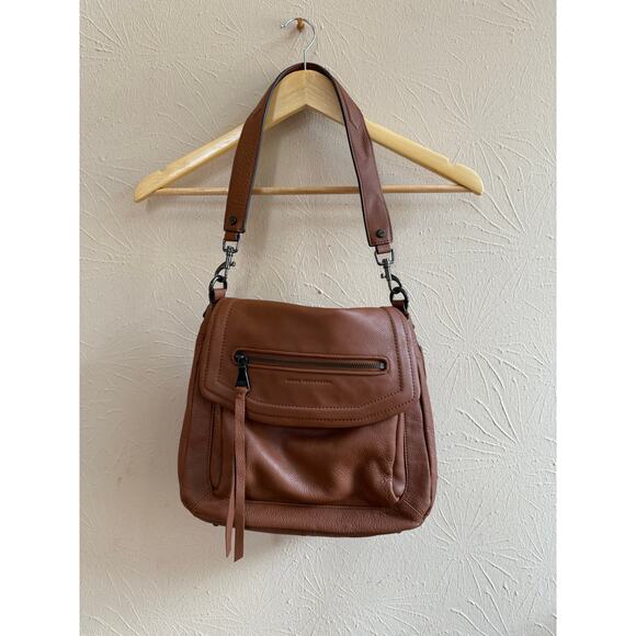 Amazon.com: Aimee Kestenberg All For Love Saddle Crossbody  Aimee Kestenberg Shoulder Bag